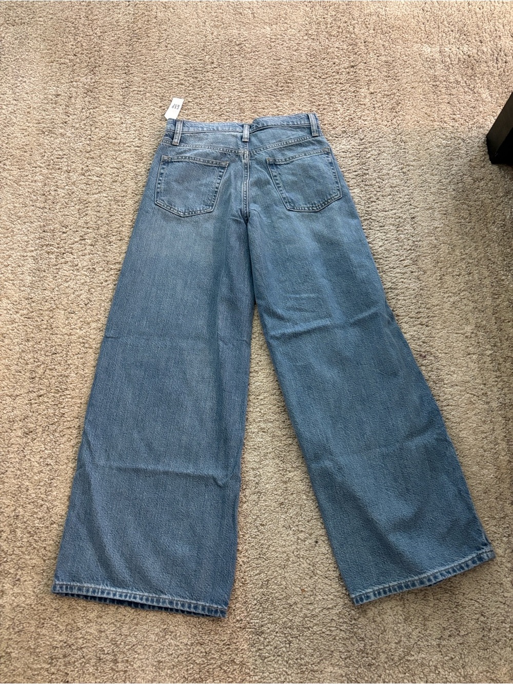 NWT Gap Mid Rise Ultrasoft Baggy Jeans - Picture 4 of 4